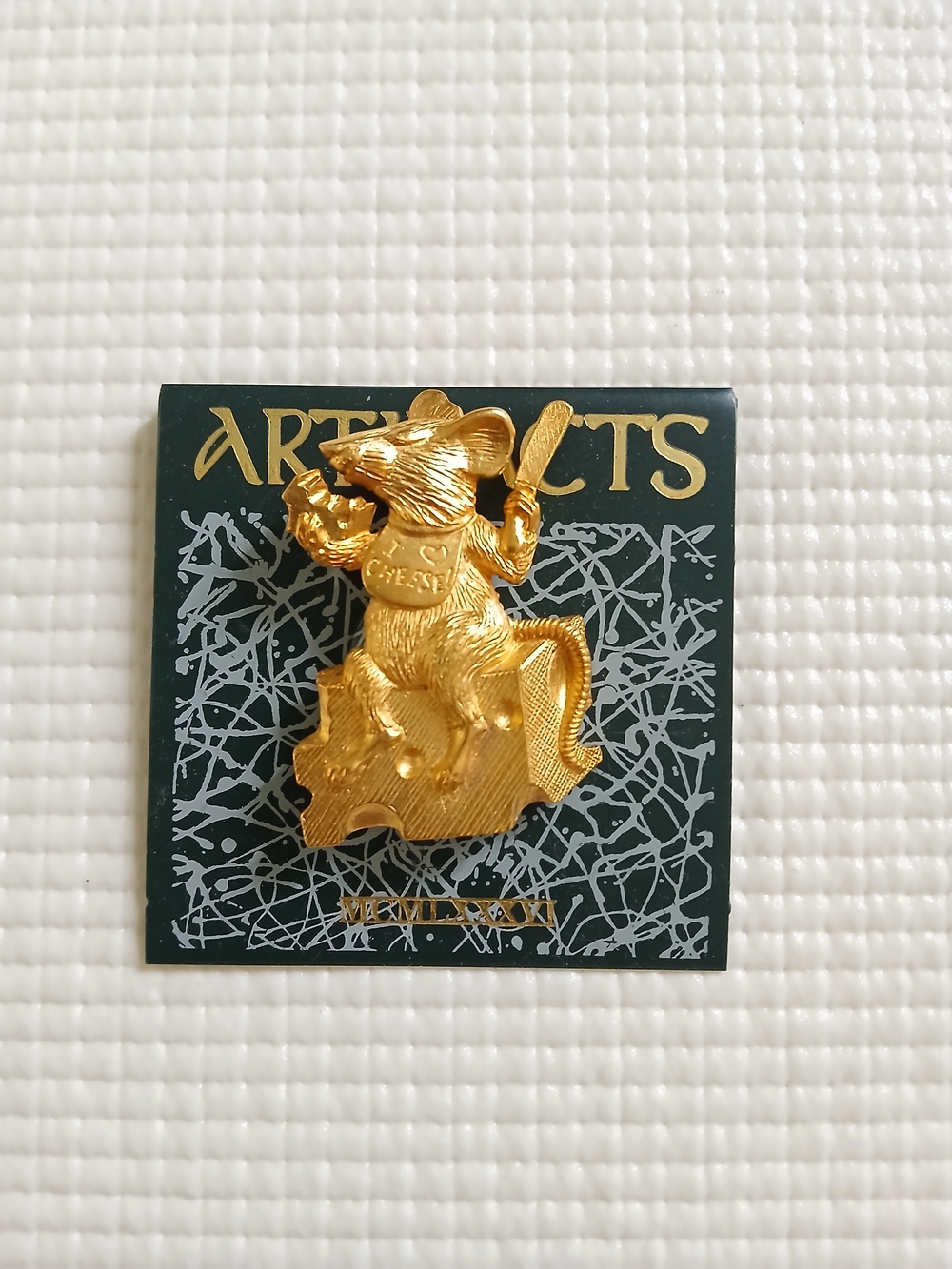 Vintage  I Love Cheese JJ brooch,mouse, gold tone, new